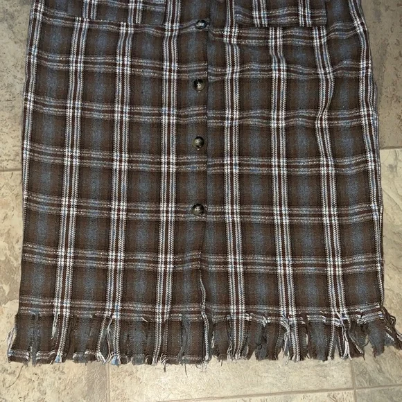 Women Large Plaid Brown Button-Down Skirt - Picture 2 of 6